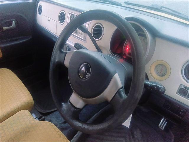 アルトラパン L マットツートン/電動格納ミラー/ドアバイザー/リアワイパー/リアフィルム/ライトレベライザー/ABS/CD/取説/タイミングチェーン(32枚目)