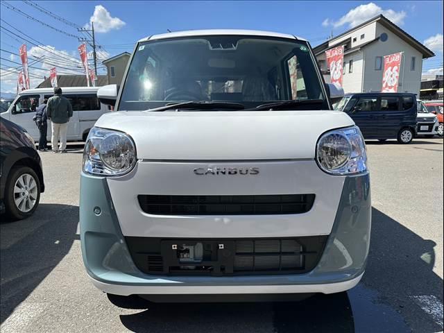 ムーヴキャンバス ストライプスＸ　届出済未使用車　両側パワースライドドア　スマートキー　プッシュスタート　オートライト　オートエアコン　電動格納ミラー　衝突被害軽減ブレーキ　スマートアシスト（3枚目）