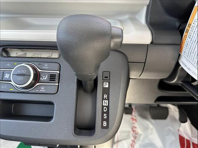 ムーヴキャンバス ストライプスＸ　届出済未使用車　両側パワースライドドア　スマートキー　プッシュスタート　オートライト　オートエアコン　電動格納ミラー　衝突被害軽減ブレーキ　スマートアシスト（28枚目）