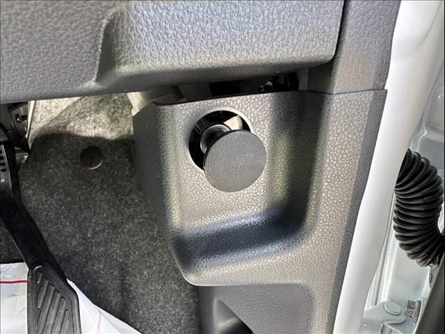 ムーヴキャンバス ストライプスＸ　届出済未使用車　両側パワースライドドア　スマートキー　プッシュスタート　オートライト　オートエアコン　電動格納ミラー　衝突被害軽減ブレーキ　スマートアシスト（35枚目）