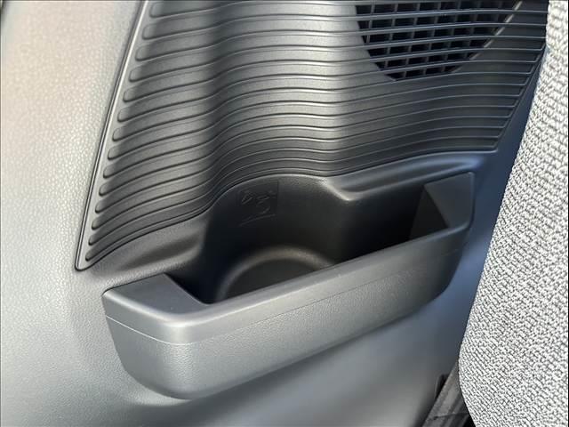 ムーヴキャンバス ストライプスＸ　届出済未使用車　両側パワースライドドア　スマートキー　プッシュスタート　オートライト　オートエアコン　電動格納ミラー　衝突被害軽減ブレーキ　スマートアシスト（42枚目）