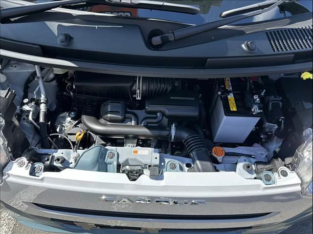 ムーヴキャンバス ストライプスＸ　届出済未使用車　両側パワースライドドア　スマートキー　プッシュスタート　オートライト　オートエアコン　電動格納ミラー　衝突被害軽減ブレーキ　スマートアシスト（62枚目）