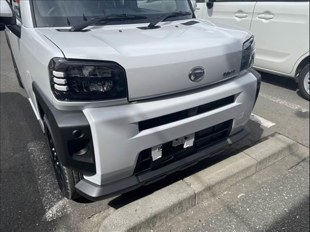 タフト Ｘ　届出済未使用車　禁煙車　スマートアシスト　衝突被害軽減ブレーキ　スマートキー　プッシュスタート　ステアリングリモコン　　クリアランスソナー　ＬＥＤヘッドランプ（11枚目）