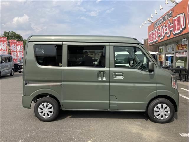 エブリイ ジョインターボ 届出済未使用車 両側スライドドア スマートキー プッシュスタート LEDライト シートヒーター パーキングセンサー オートライト オートハイビーム(5枚目)