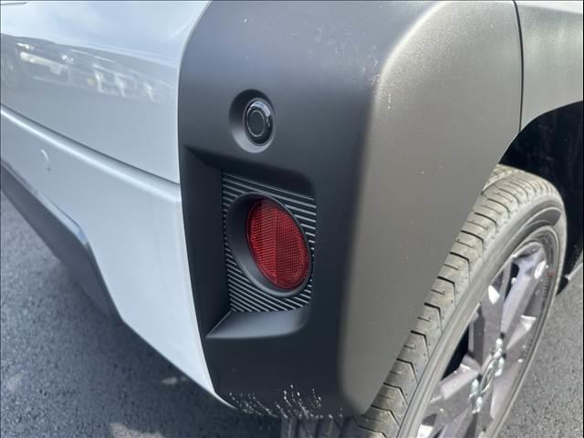タフト Ｇ　ダーククロムベンチャー　届出済未使用車　禁煙車　スマートアシスト　衝突被害軽減ブレーキ　スマートキー　プッシュスタート　ステアリングリモコン　アダプティブクルーズコントロール　クリアランスソナー　ＬＥＤヘッドランプ（47枚目）