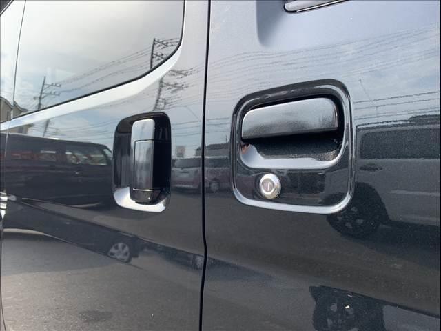 ハイゼットカーゴ デラックス　届出済未使用車　両側スライドドア　　集中ロック　パワステ　パワーウインドウ　オートライト　オートハイビーム　衝突被害軽減ブレーキ　パーキングセンサー（15枚目）