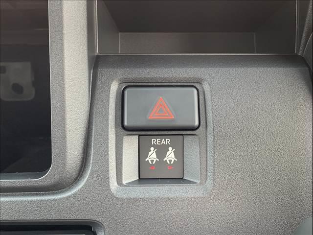 ハイゼットカーゴ デラックス　届出済未使用車　両側スライドドア　　集中ロック　パワステ　パワーウインドウ　オートライト　オートハイビーム　衝突被害軽減ブレーキ　パーキングセンサー（18枚目）