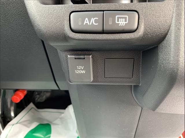 ハイゼットカーゴ デラックス　届出済未使用車　両側スライドドア　　集中ロック　パワステ　パワーウインドウ　オートライト　オートハイビーム　衝突被害軽減ブレーキ　パーキングセンサー（21枚目）