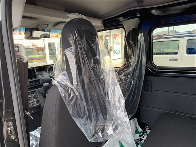 ハイゼットカーゴ デラックス　届出済未使用車　両側スライドドア　　集中ロック　パワステ　パワーウインドウ　オートライト　オートハイビーム　衝突被害軽減ブレーキ　パーキングセンサー（50枚目）