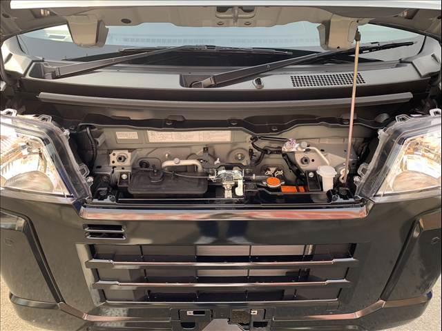 ハイゼットカーゴ デラックス　届出済未使用車　両側スライドドア　　集中ロック　パワステ　パワーウインドウ　オートライト　オートハイビーム　衝突被害軽減ブレーキ　パーキングセンサー（62枚目）