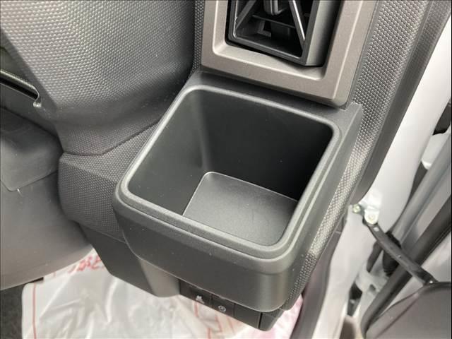 タフト Ｇターボ　クロムベンチャー　届出済未使用車　禁煙車　スマートアシスト　衝突被害軽減ブレーキ　スマートキー　プッシュスタート　ステアリングリモコン　アダプティブクルーズコントロール　クリアランスソナー　ＬＥＤヘッドランプ（32枚目）