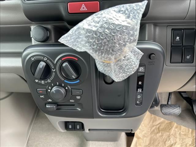 エブリイ ジョイン　届出済未使用車　両側スライドドア　スマートキー　プッシュスタート　ＬＥＤライト　シートヒーター　　パーキングセンサー　オートライト　オートハイビーム（30枚目）