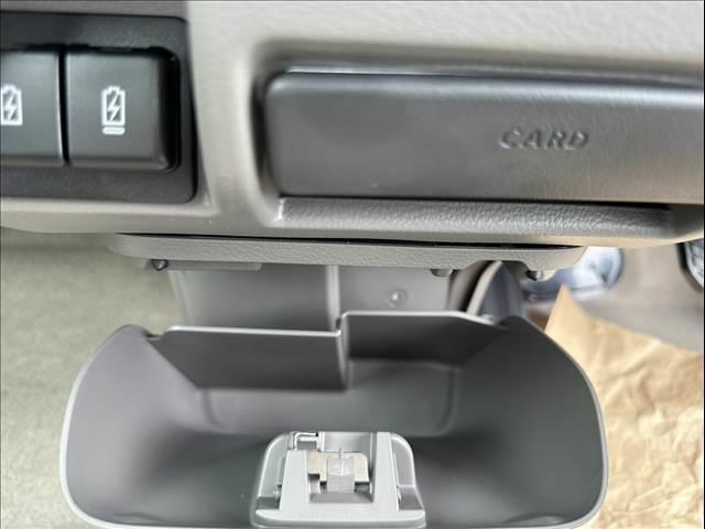 エブリイ ジョイン　届出済未使用車　両側スライドドア　スマートキー　プッシュスタート　ＬＥＤライト　シートヒーター　　パーキングセンサー　オートライト　オートハイビーム（31枚目）