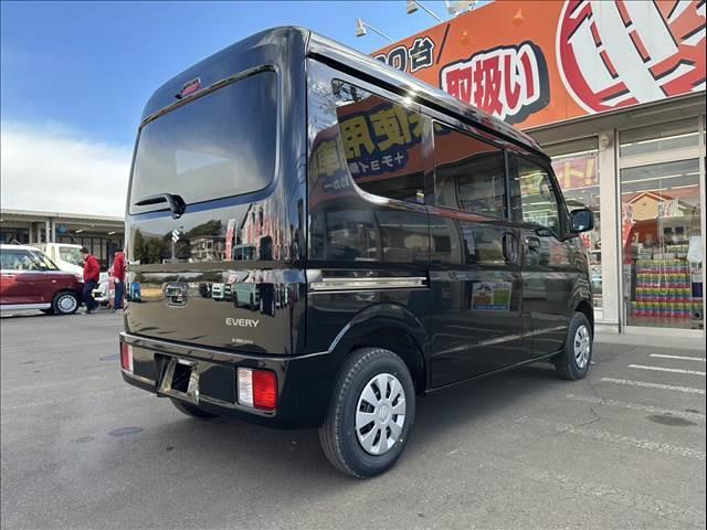 エブリイ ジョイン　届出済未使用車　両側スライドドア　スマートキー　プッシュスタート　ＬＥＤライト　シートヒーター　　パーキングセンサー　オートライト　オートハイビーム（6枚目）