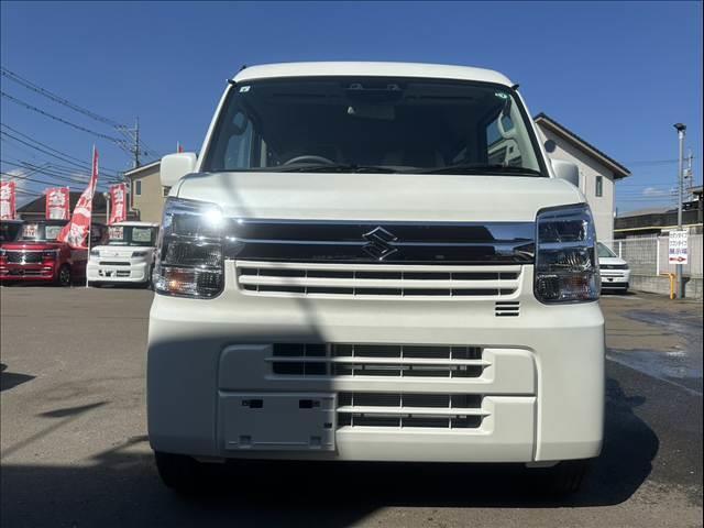 エブリイ ジョイン　届出済未使用車　両側スライドドア　スマートキー　プッシュスタート　ＬＥＤライト　シートヒーター　　パーキングセンサー　オートライト　オートハイビーム（3枚目）