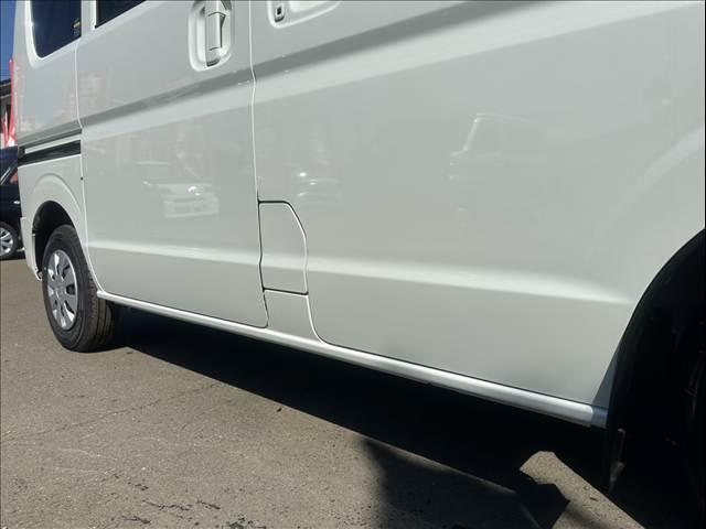 エブリイ ジョイン　届出済未使用車　両側スライドドア　スマートキー　プッシュスタート　ＬＥＤライト　シートヒーター　　パーキングセンサー　オートライト　オートハイビーム（18枚目）