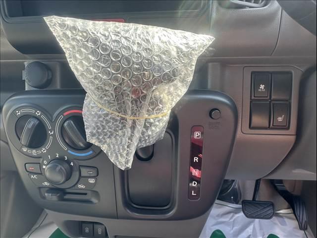 エブリイ ジョイン　届出済未使用車　両側スライドドア　スマートキー　プッシュスタート　ＬＥＤライト　シートヒーター　　パーキングセンサー　オートライト　オートハイビーム（27枚目）