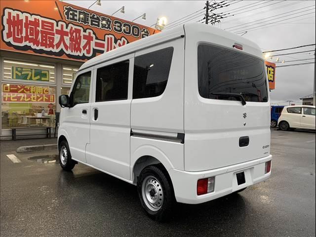 エブリイ ＰＡリミテッド　届出済未使用車　キーレス　パワーウインドウ　オーバーヘッドコンソール　集中ロック　衝突被害軽減ブレーキ　パーキングセンサー（8枚目）