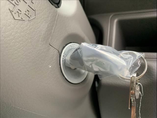 エブリイ ＰＡリミテッド　届出済未使用車　キーレス　パワーウインドウ　オーバーヘッドコンソール　集中ロック　衝突被害軽減ブレーキ　パーキングセンサー（27枚目）