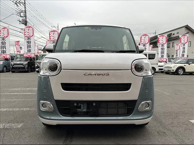 ムーヴキャンバス ストライプスＧ　届出済未使用車　両側パワースライドドア　スマートキー　プッシュスタート　オートライト　オートエアコン　電動格納ミラー　衝突被害軽減ブレーキ　スマートアシスト（3枚目）