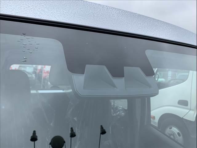 ハイゼットカーゴ スペシャルＳＡＩＩＩ　届出済未使用車　両側スライドドア　　集中ロック　パワステ　パワーウインドウ　オートライト　オートハイビーム　衝突被害軽減ブレーキ　パーキングセンサー（9枚目）