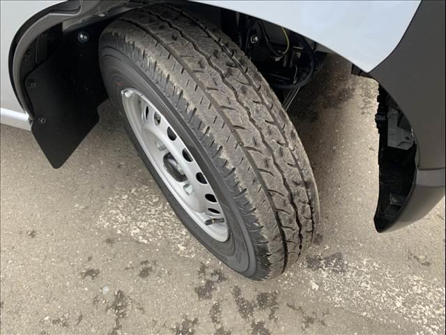 ハイゼットカーゴ スペシャルＳＡＩＩＩ　届出済未使用車　両側スライドドア　　集中ロック　パワステ　パワーウインドウ　オートライト　オートハイビーム　衝突被害軽減ブレーキ　パーキングセンサー（15枚目）