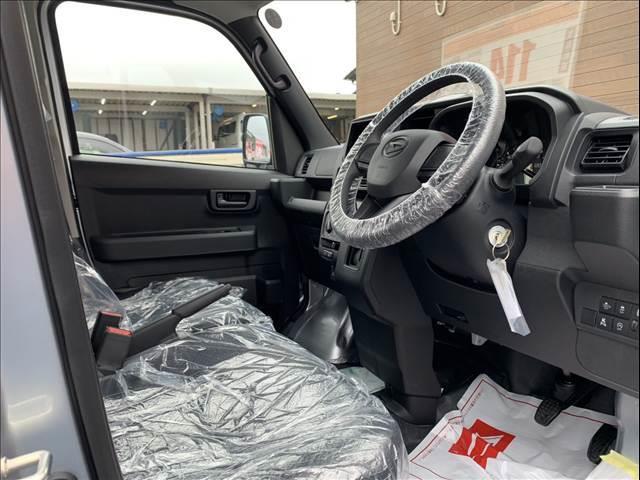 ハイゼットカーゴ スペシャルＳＡＩＩＩ　届出済未使用車　両側スライドドア　　集中ロック　パワステ　パワーウインドウ　オートライト　オートハイビーム　衝突被害軽減ブレーキ　パーキングセンサー（18枚目）