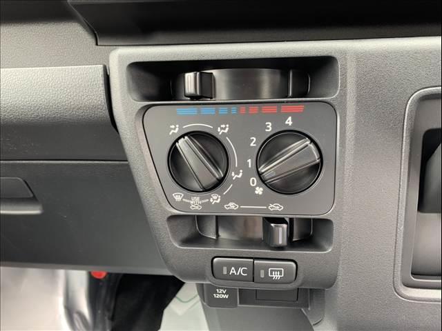 ハイゼットカーゴ スペシャルＳＡＩＩＩ　届出済未使用車　両側スライドドア　　集中ロック　パワステ　パワーウインドウ　オートライト　オートハイビーム　衝突被害軽減ブレーキ　パーキングセンサー（22枚目）