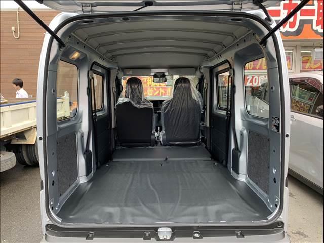 ハイゼットカーゴ スペシャルＳＡＩＩＩ　届出済未使用車　両側スライドドア　　集中ロック　パワステ　パワーウインドウ　オートライト　オートハイビーム　衝突被害軽減ブレーキ　パーキングセンサー（47枚目）