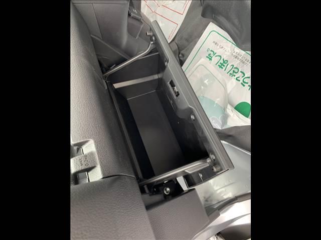 ハイゼットカーゴ スペシャルＳＡＩＩＩ　届出済未使用車　両側スライドドア　　集中ロック　パワステ　パワーウインドウ　オートライト　オートハイビーム　衝突被害軽減ブレーキ　パーキングセンサー（61枚目）