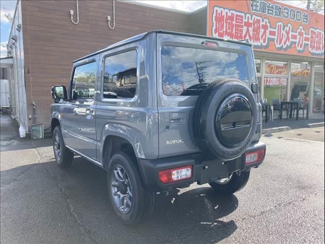 ジムニー 届出済未使用車 衝突被害軽減ブレーキ スマートキー プッシュスタート オートライト オートハイビーム クルーズコントロール オートエアコン パーキングセンサー 両側シートヒーター(8枚目)