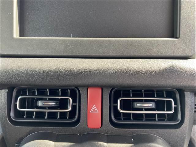 ジムニー 届出済未使用車 衝突被害軽減ブレーキ スマートキー プッシュスタート オートライト オートハイビーム クルーズコントロール オートエアコン パーキングセンサー 両側シートヒーター(26枚目)