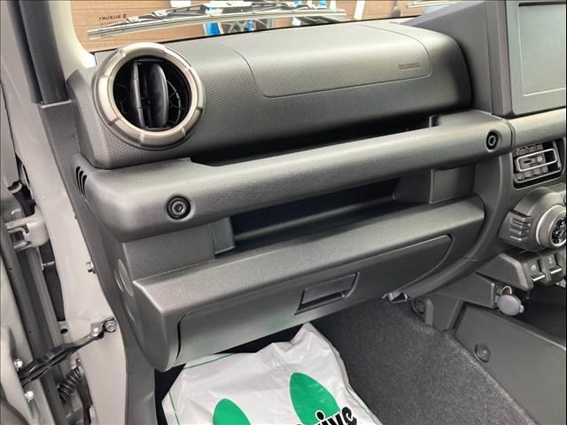 ジムニー 届出済未使用車 衝突被害軽減ブレーキ スマートキー プッシュスタート オートライト オートハイビーム クルーズコントロール オートエアコン パーキングセンサー 両側シートヒーター(56枚目)