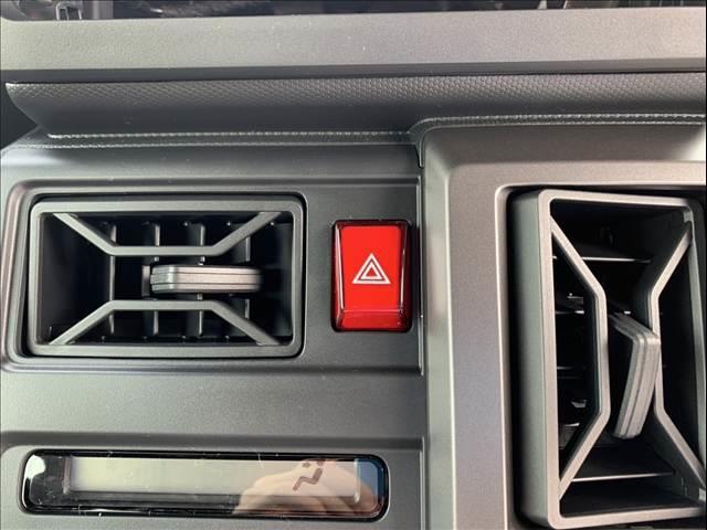 タフト G ダーククロムベンチャー 届出済未使用車 禁煙車 スマートアシスト 衝突被害軽減ブレーキ スマートキー プッシュスタート ステアリングリモコン アダプティブクルーズコントロール クリアランスソナー LEDヘッドランプ(22枚目)