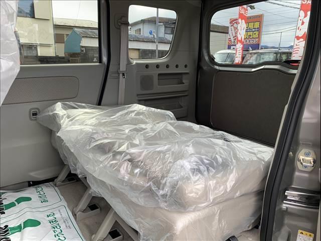 エブリイワゴン ＰＺターボスペシャル　届出済未使用車　両側スライド片側電動スライドドア　スマートキー　プッシュスタート　ＬＥＤライト　シートヒーター　フォグランプ　パーキングセンサー　オートライト　オートハイビーム　オートエアコン（67枚目）