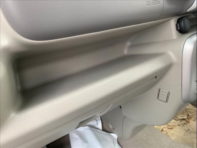 エブリイワゴン ＰＺターボスペシャル　届出済未使用車　両側スライド片側電動スライドドア　スマートキー　プッシュスタート　ＬＥＤライト　シートヒーター　フォグランプ　パーキングセンサー　オートライト　オートハイビーム　オートエアコン（69枚目）