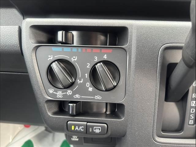 ハイゼットカーゴ 　届出済未使用車　両側スライドドア　　集中ロック　パワステ　パワーウインドウ　オートライト　オートハイビーム　衝突被害軽減ブレーキ　パーキングセンサー（28枚目）