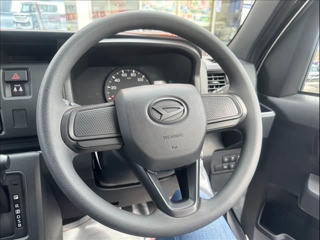 ハイゼットカーゴ 　届出済未使用車　両側スライドドア　　集中ロック　パワステ　パワーウインドウ　オートライト　オートハイビーム　衝突被害軽減ブレーキ　パーキングセンサー（31枚目）