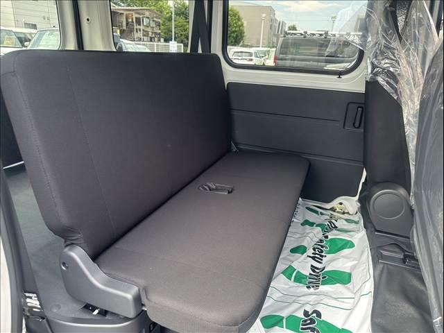 ハイゼットカーゴ 　届出済未使用車　両側スライドドア　　集中ロック　パワステ　パワーウインドウ　オートライト　オートハイビーム　衝突被害軽減ブレーキ　パーキングセンサー（42枚目）