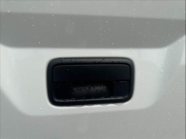 ハイゼットカーゴ 　届出済未使用車　両側スライドドア　　集中ロック　パワステ　パワーウインドウ　オートライト　オートハイビーム　衝突被害軽減ブレーキ　パーキングセンサー（50枚目）