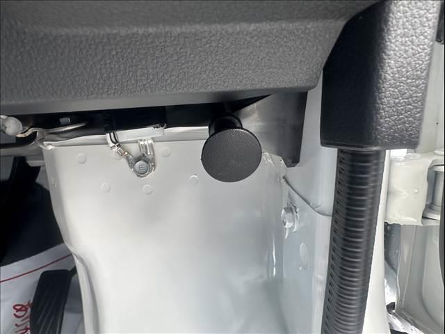 ハイゼットカーゴ ＤＸ　届出済未使用車　両側スライドドア　　集中ロック　パワステ　パワーウインドウ　オートライト　オートハイビーム　衝突被害軽減ブレーキ　パーキングセンサー（36枚目）