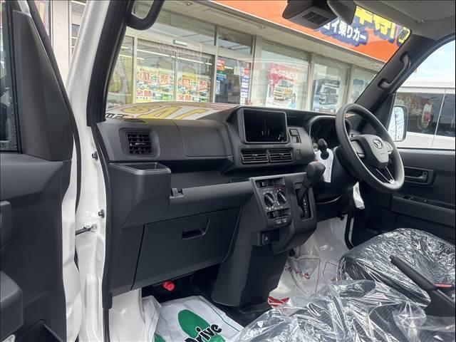 ハイゼットカーゴ ＤＸ　届出済未使用車　両側スライドドア　　集中ロック　パワステ　パワーウインドウ　オートライト　オートハイビーム　衝突被害軽減ブレーキ　パーキングセンサー（57枚目）