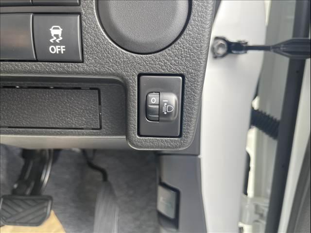 アルト Ｌ　未使用車　クリアランスソナー　レーンアシスト　衝突被害軽減システム　オートライト　キーレスエントリー　アイドリングストップ　電動格納ミラー　ＣＶＴ　盗難防止システム　ＡＢＳ　ＥＳＣ（34枚目）