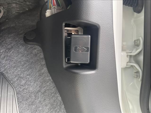 アルト Ｌ　未使用車　クリアランスソナー　レーンアシスト　衝突被害軽減システム　オートライト　キーレスエントリー　アイドリングストップ　電動格納ミラー　ＣＶＴ　盗難防止システム　ＡＢＳ　ＥＳＣ（35枚目）