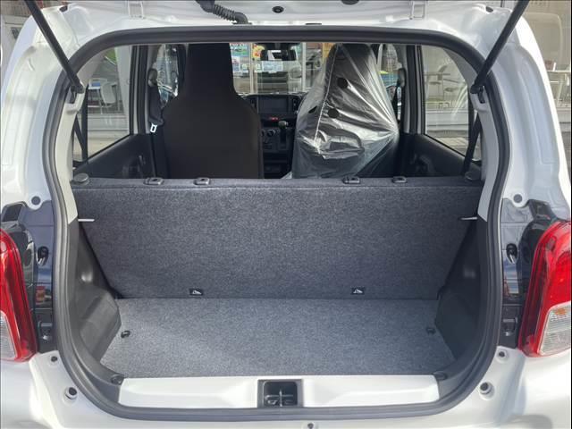 アルト Ｌ　未使用車　クリアランスソナー　レーンアシスト　衝突被害軽減システム　オートライト　キーレスエントリー　アイドリングストップ　電動格納ミラー　ＣＶＴ　盗難防止システム　ＡＢＳ　ＥＳＣ（47枚目）