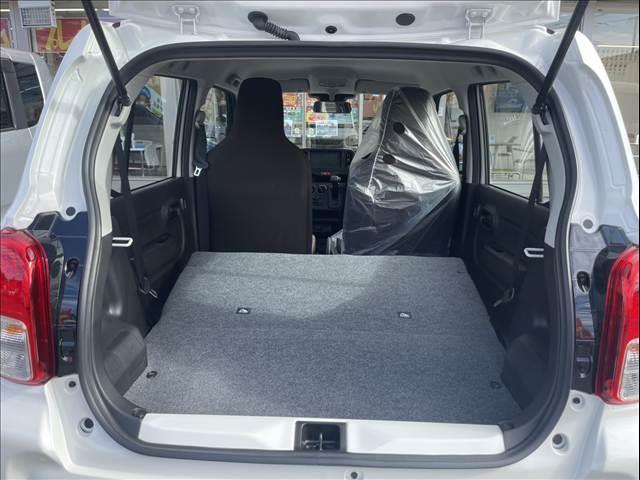 アルト Ｌ　未使用車　クリアランスソナー　レーンアシスト　衝突被害軽減システム　オートライト　キーレスエントリー　アイドリングストップ　電動格納ミラー　ＣＶＴ　盗難防止システム　ＡＢＳ　ＥＳＣ（48枚目）