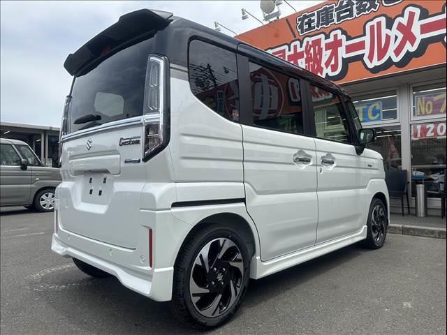 スペーシアカスタム ハイブリッドＸＳ　届出済み未使用車　衝突被害軽減ブレーキ　両側パワースライドドア　オートライト　オートハイビーム　電動パーキングブレーキ　オートブレーキホールド　サーキュレーター　アダプティブクルーズコントローロール（6枚目）