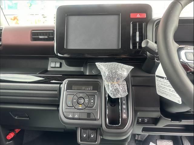 スペーシアカスタム ハイブリッドＸＳ　届出済み未使用車　衝突被害軽減ブレーキ　両側パワースライドドア　オートライト　オートハイビーム　電動パーキングブレーキ　オートブレーキホールド　サーキュレーター　アダプティブクルーズコントローロール（23枚目）