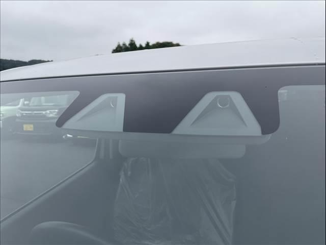 ワゴンＲ ＦＸ　届出済未使用車　後席アンブレラホルダー、衝突軽減ブレーキ、横滑り防止機能、キーレスエントリー、スマートキー　プッシュスタート　インパネＣＶＴ（9枚目）