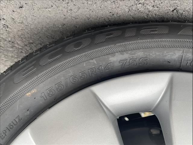 ワゴンＲ ＦＸ　届出済未使用車　後席アンブレラホルダー、衝突軽減ブレーキ、横滑り防止機能、キーレスエントリー、スマートキー　プッシュスタート　インパネＣＶＴ（13枚目）